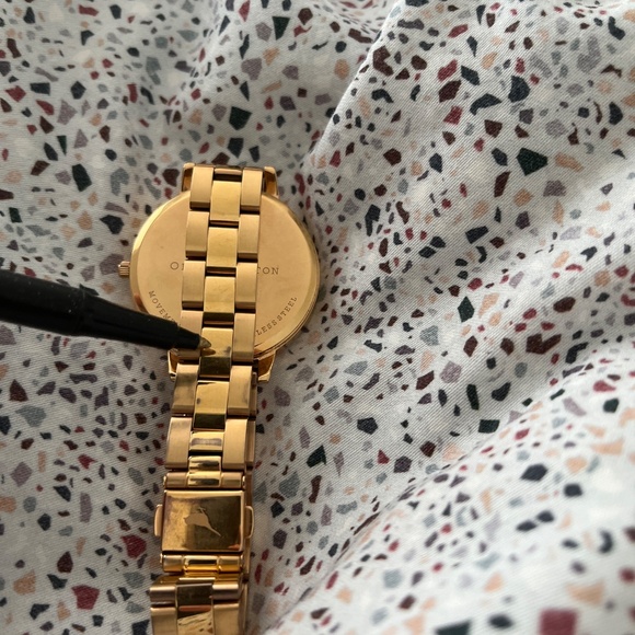 Olivia Burton watch - Picture 8 of 9